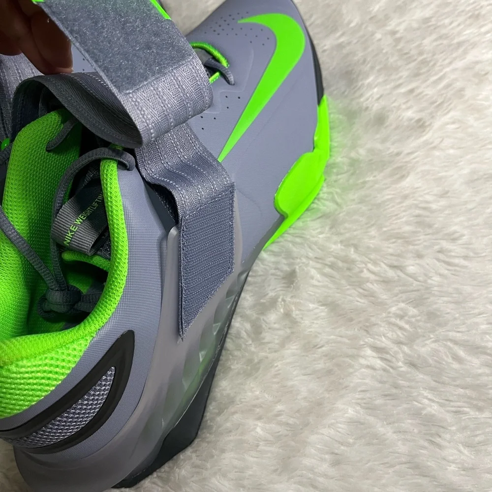 Nike Savaleos Weightlifting Gym Workout Gray And Green Shoes Size 14 CV5708-401